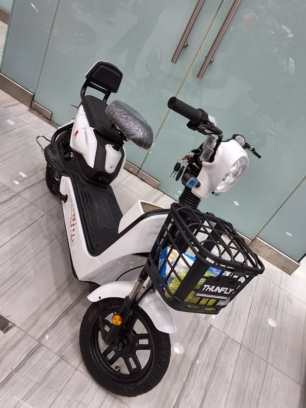 Electric Scooter with 48V12AH Battery, 350W Motor, Suspension, and Pedals